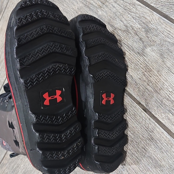 Under Armour Black and Gray Lace-Up Boots main image 6